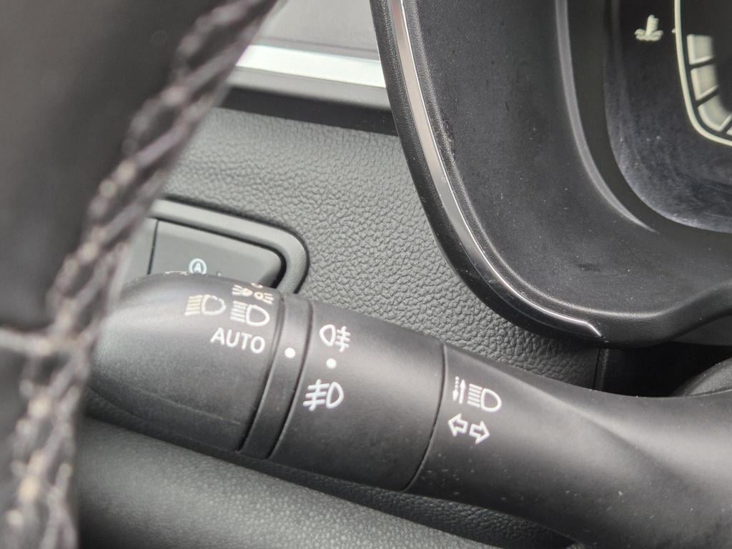 Renault Kadjar tce 130 bose camera + p-sensoren, dode hoek bewaking, bose a