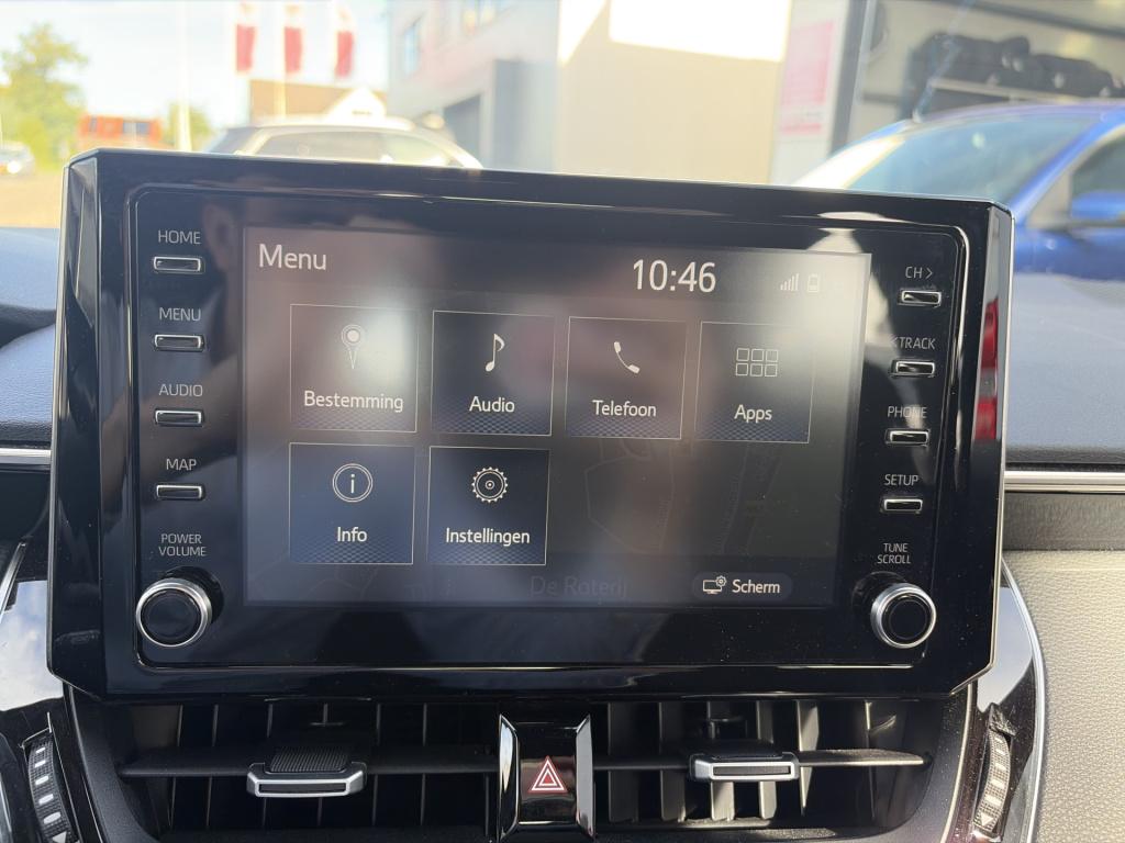 Toyota Corolla 1.8 hybrid first edition