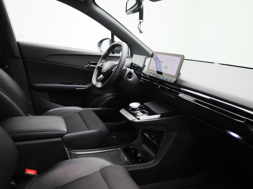 MG Mg4 64 kwh luxury