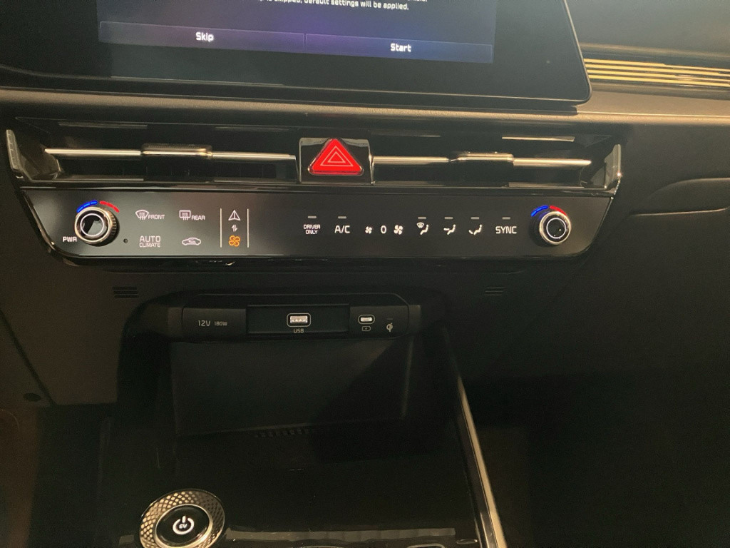 Kia Niro Ev air 64.8 kwh | nieuwe auto | snel rijden! | parkeercamera | nav