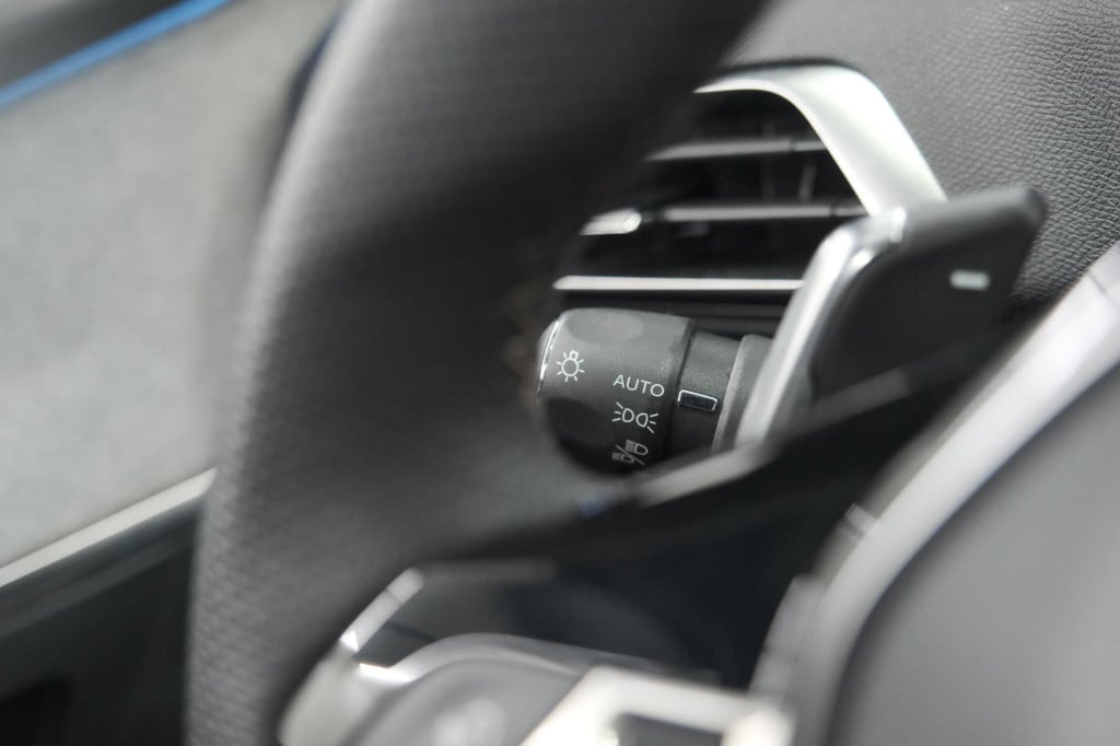 Peugeot 3008 hybrid4 300 gt | elektrisch panoramadak | dodehoekdetectie | c