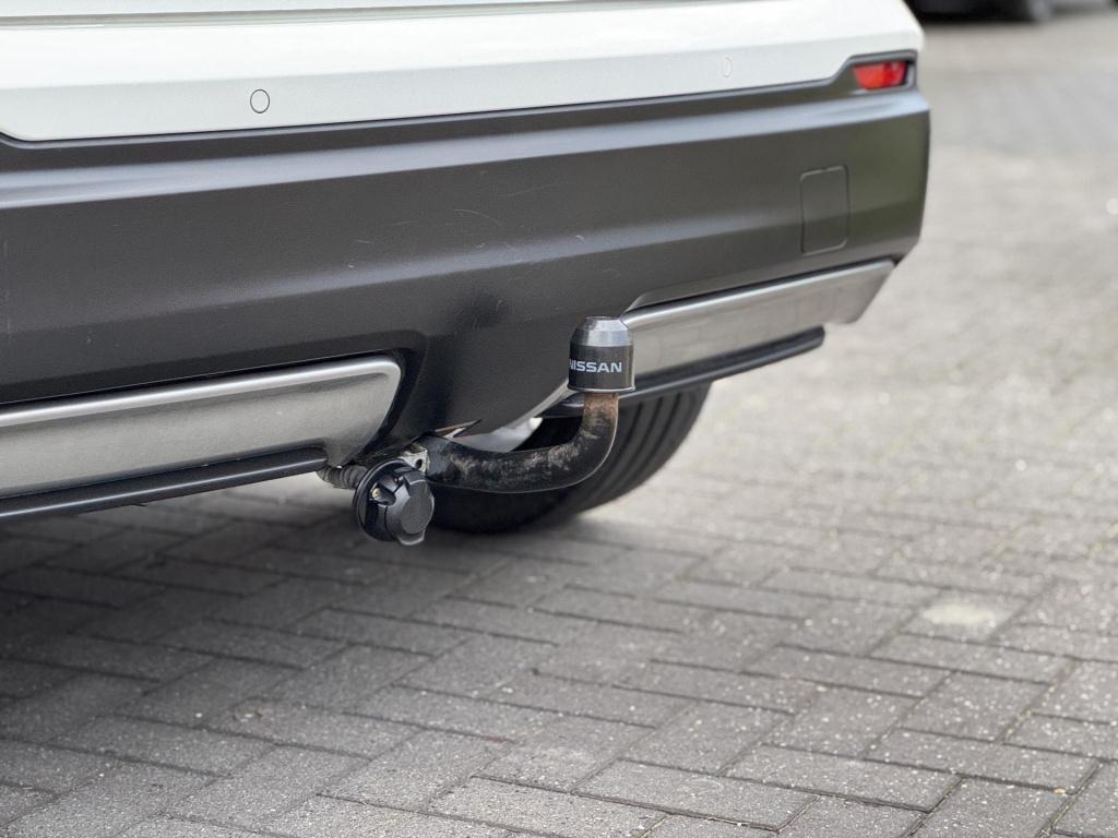 Nissan Qashqai 1.3 dig-t tekna automaat incl. trekhaak!