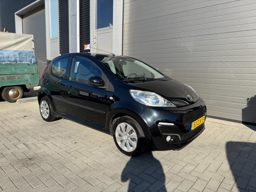 Peugeot 107 1.0 active/facelift/133.00 nap/rijklaar/