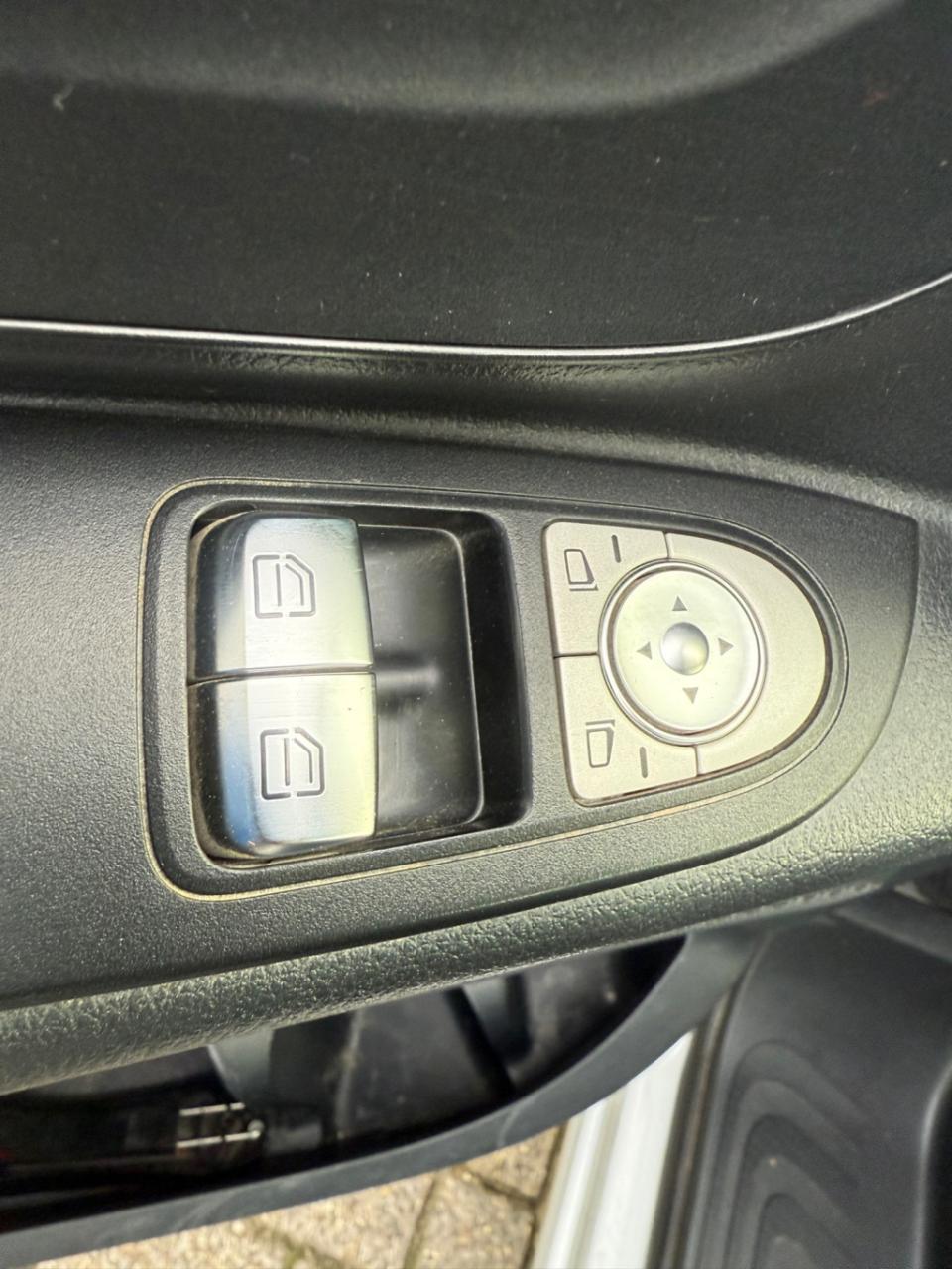 Mercedes-Benz Vito 111 cdi lang dc comfort