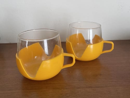 2 theeglazen jaren 1970