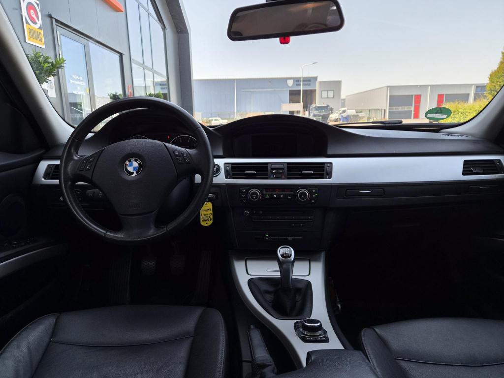 BMW 3-serie touring 318i business line style