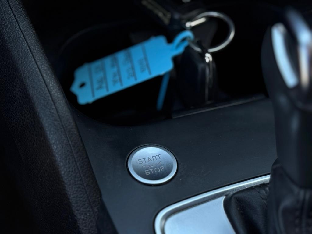 Audi Q2 35 tfsi s-line * keyless * virtual cockpit * stoelverwarming * carp