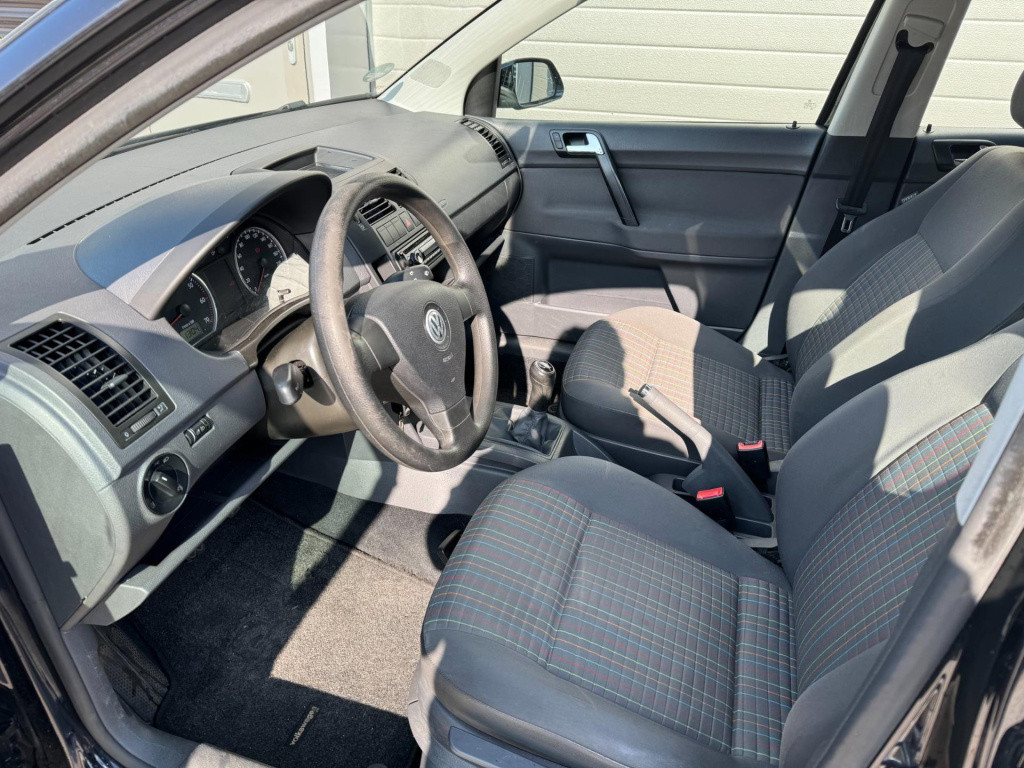 Volkswagen Polo 1.4-16v optive
