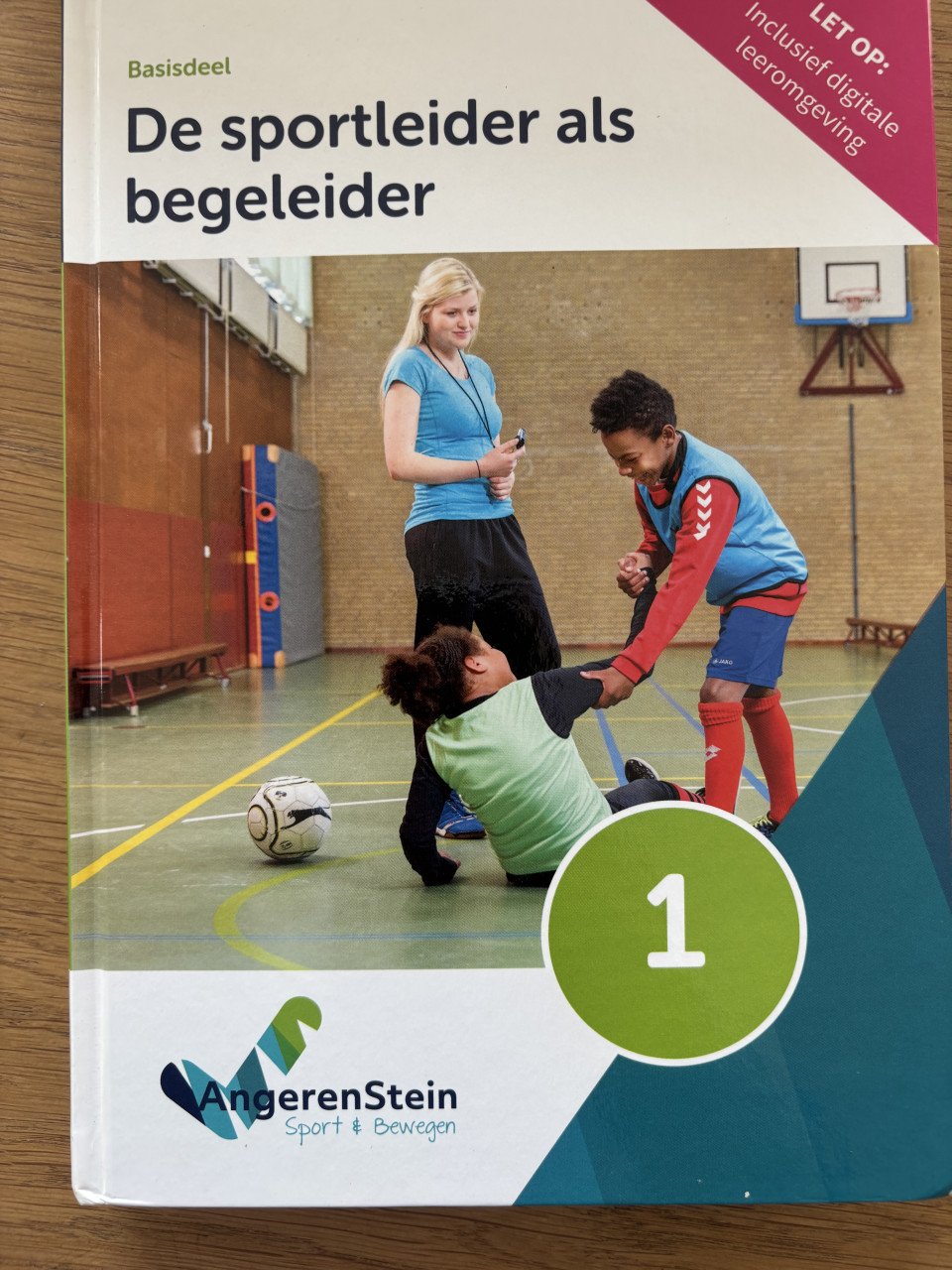 Boeken Cios coördinator buurt onderwijs en sport