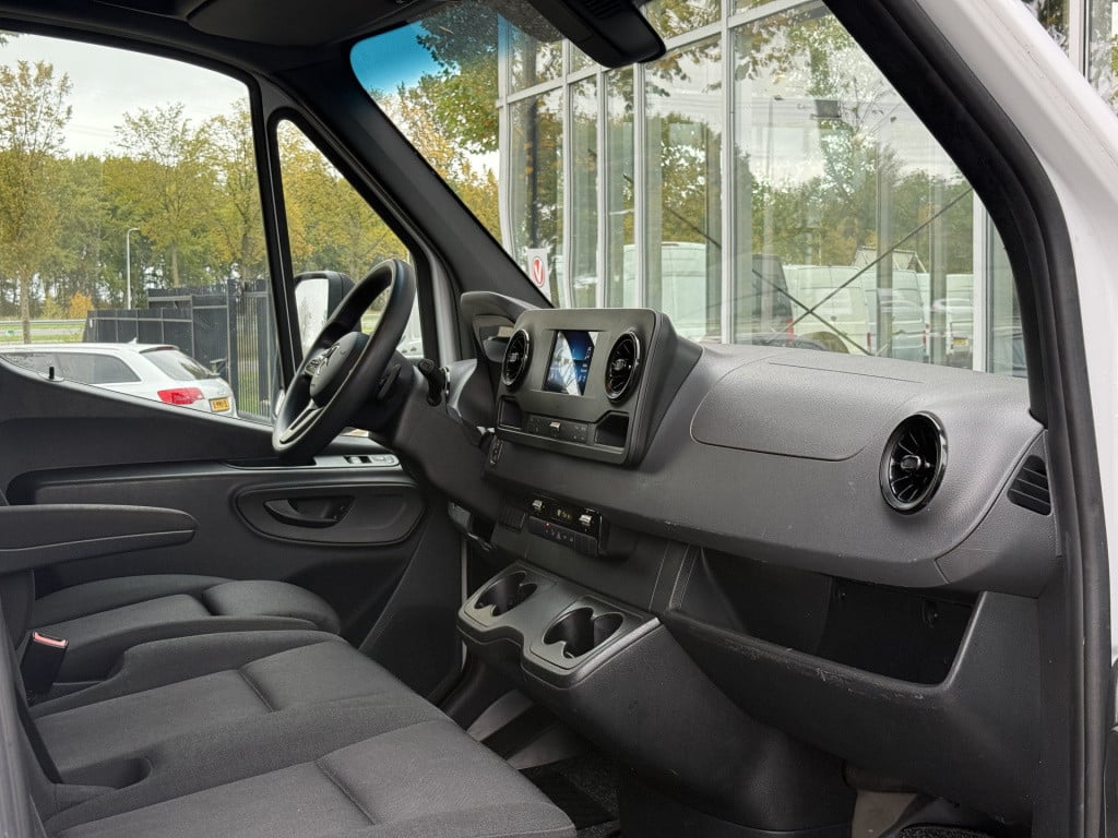 Mercedes-Benz Sprinter 315 1.9 cdi bakwagen | laadklep | navi | carplay | c