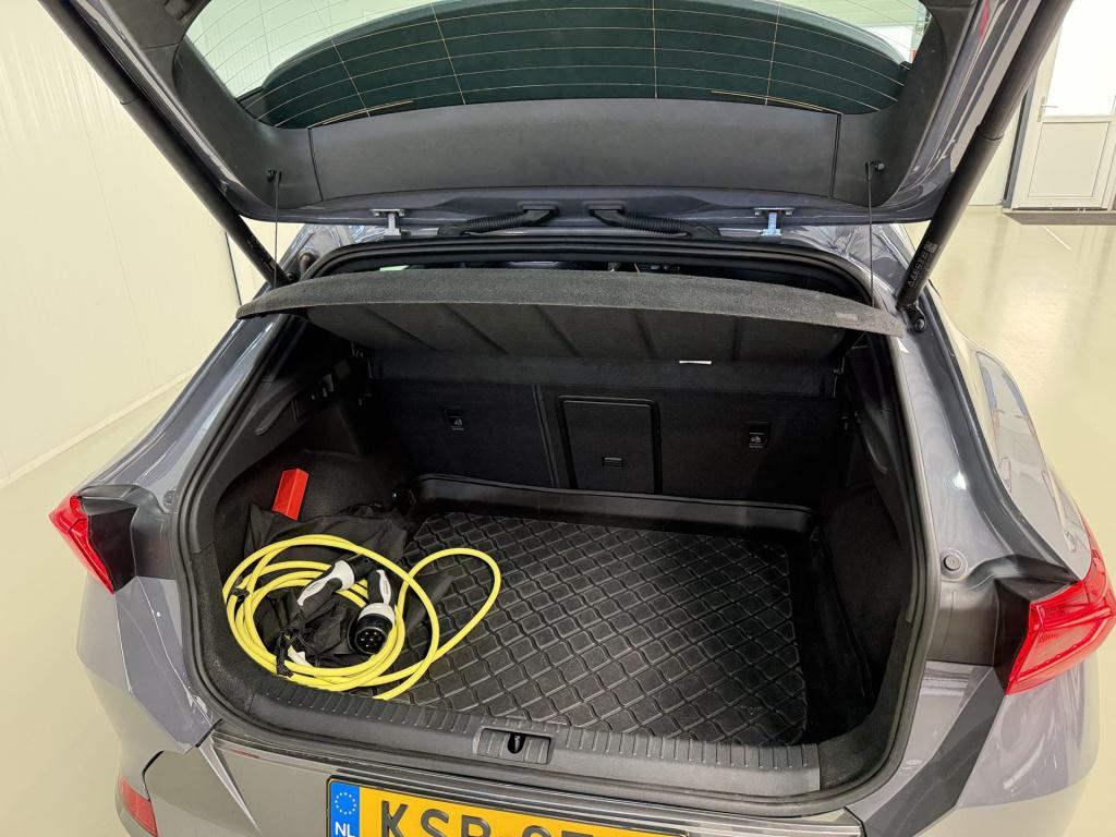 Cupra Formentor 1.4 e-hybrid 245pk vz | pano dak | brembo