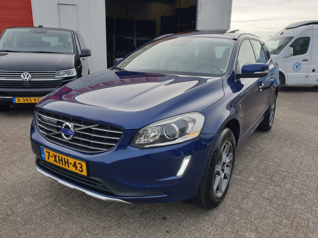 Volvo XC60 2.0 t5 fwd ocean race 245pk