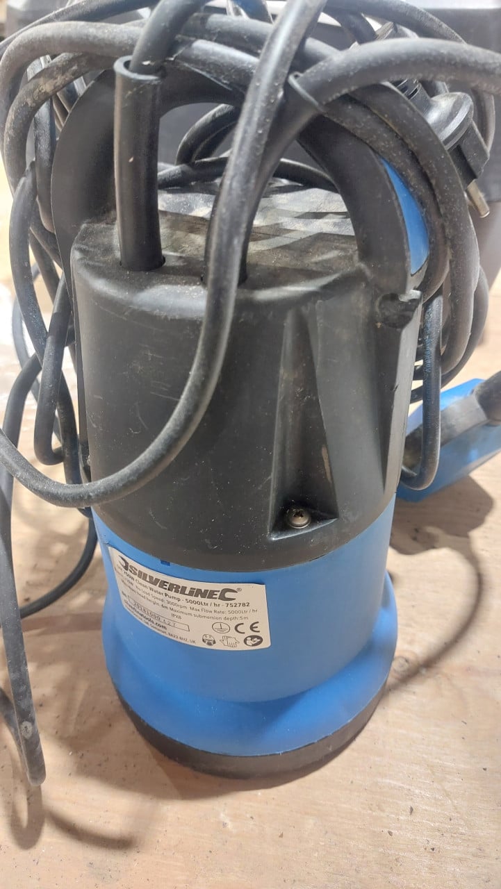 Dompelpomp 5000 liter/uur