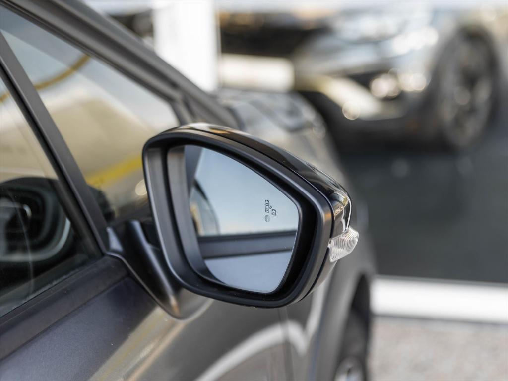 Citroen C3 1.2 puretech 110pk s&s shine
