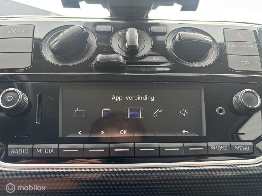 Volkswagen UP! 1.0 bmt up! bluetooth dab