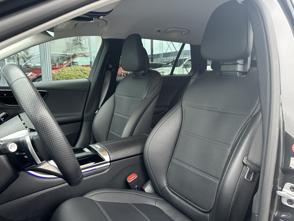 Mercedes-Benz C-Klasse estate 300 e amg line l distronic l mbux l stoelverw