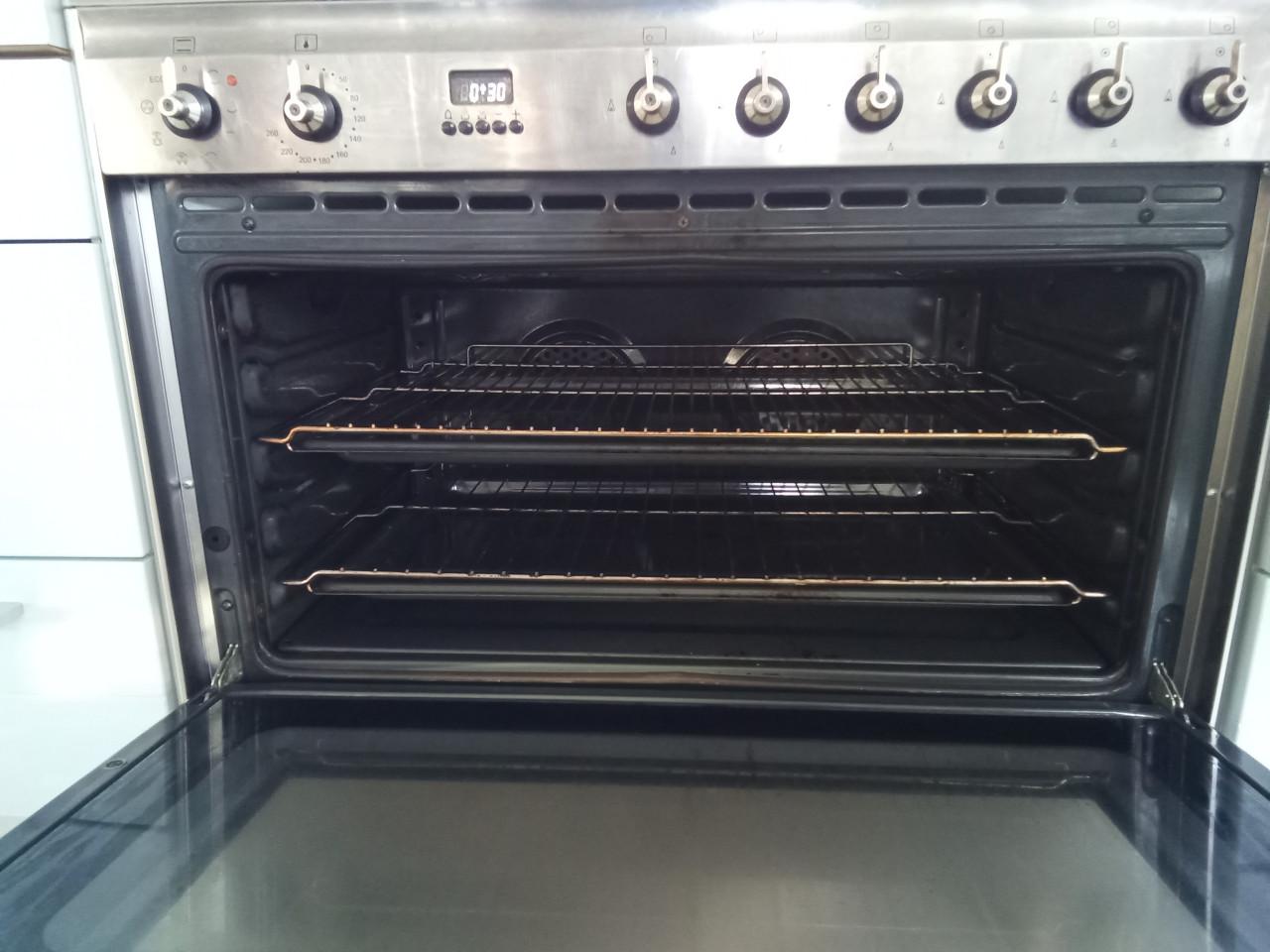 Smeg gas fornuis 90 cm breed, oven zie tekst. BIEDEN.