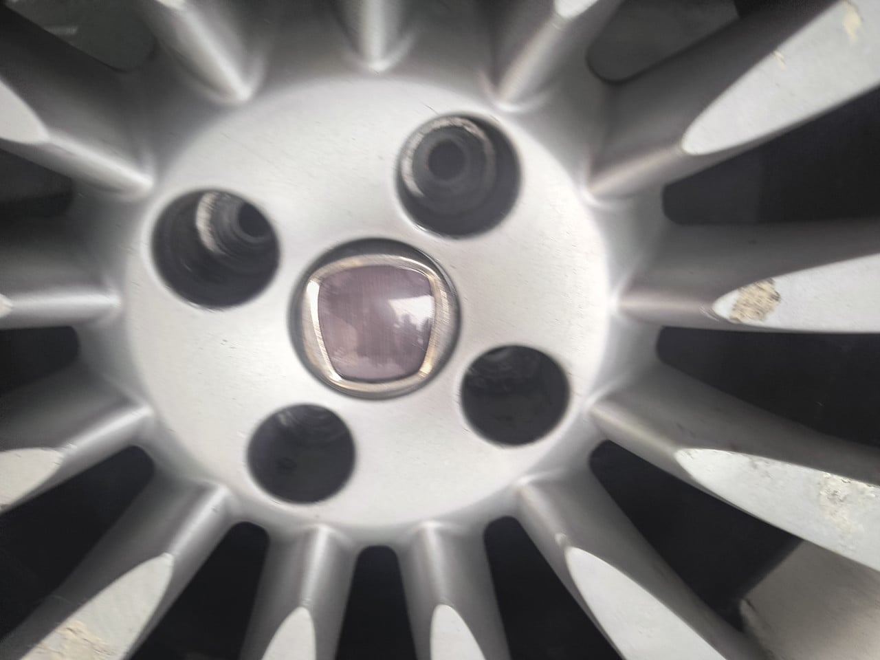 Fiat Bravo velgen met nieuwe banden