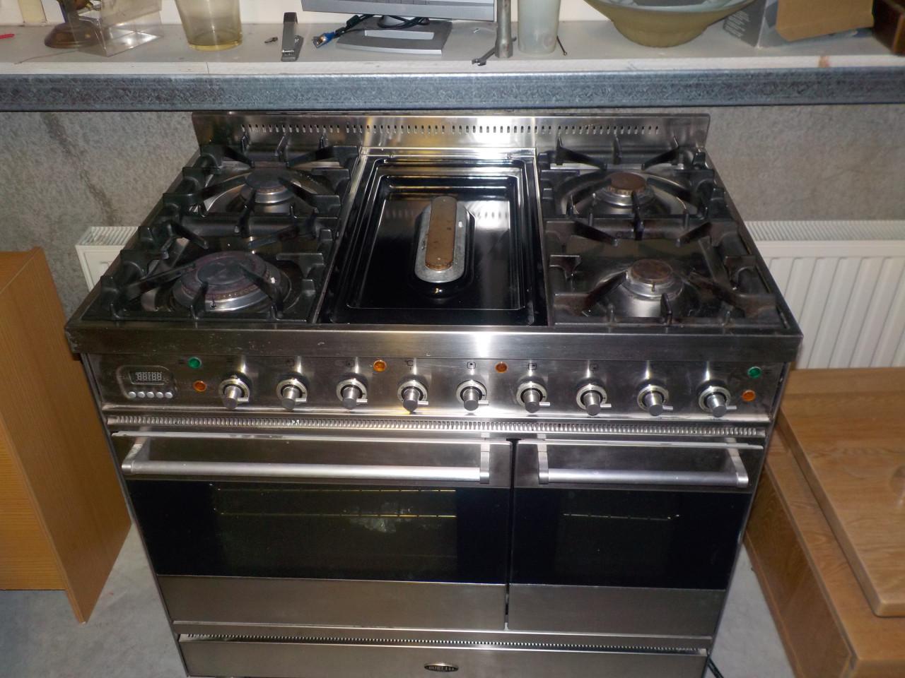 Elektrisch Boretti fornuis met gasstel in zeer goede staat