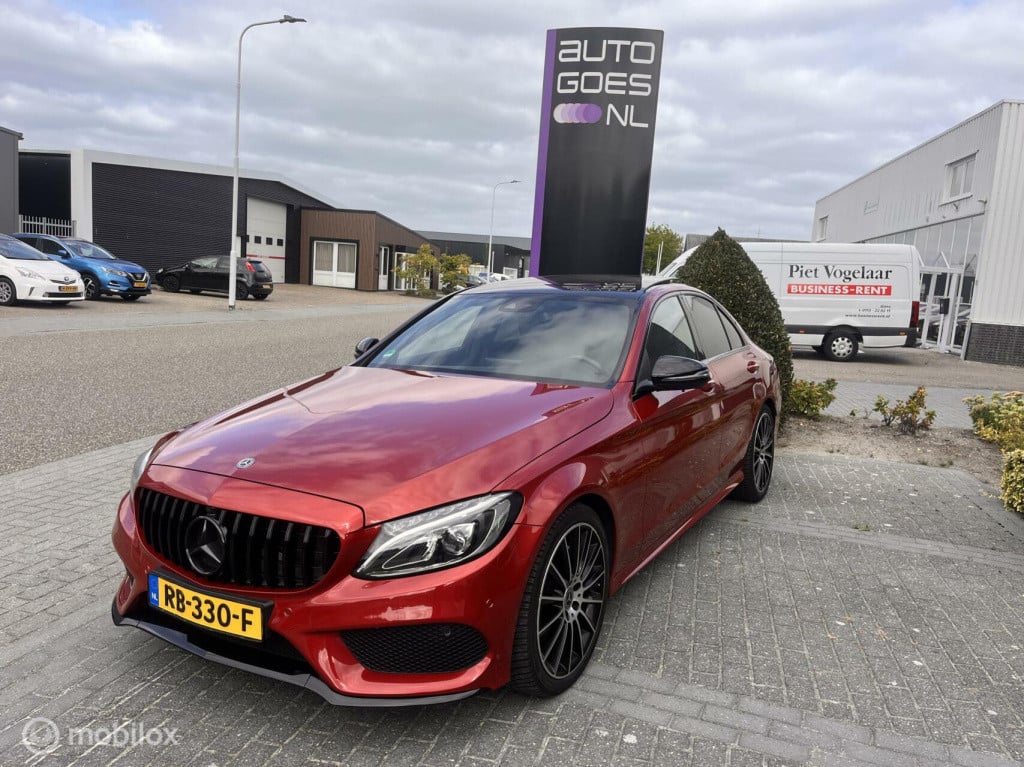 Mercedes-Benz C-Klasse 180 amg luchtvering burmester panodak leer camera