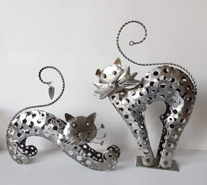 Poes, kat metalen decoratie