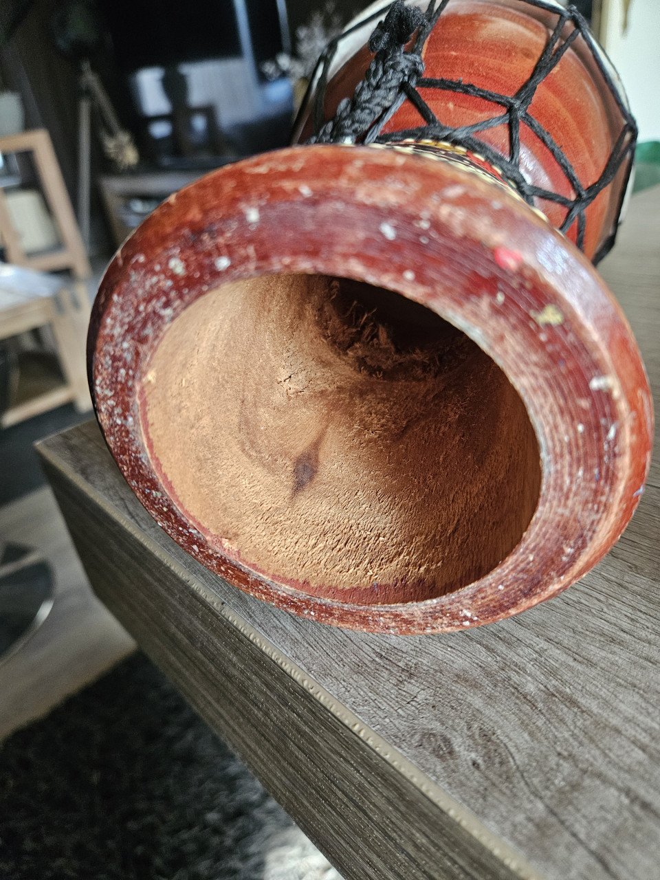 Mooi houten kleurrijk Djembe/ darbouka, handgemaakt Afrika....