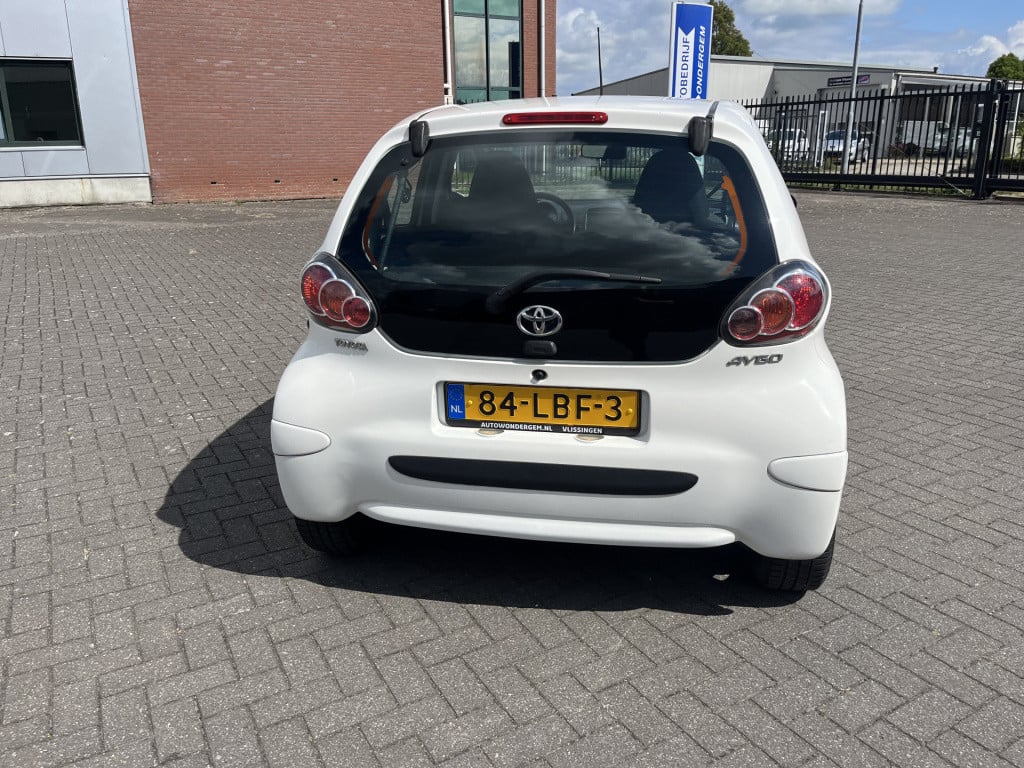 Toyota Aygo 1.0-12v comfort