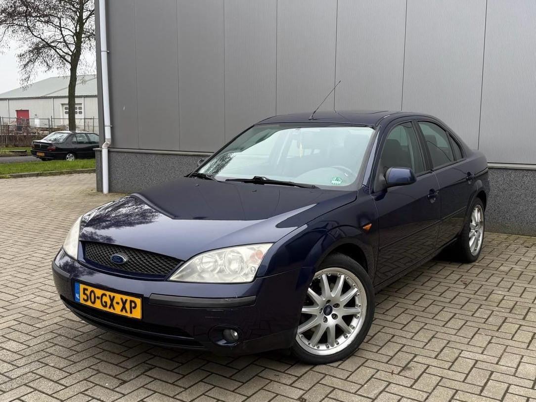 Ford Mondeo 2.0-16V Trend Automaat