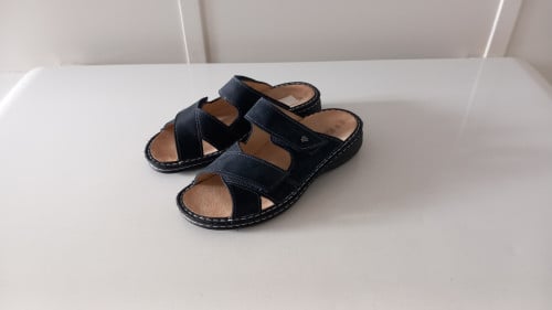 Finn comfort slippers
