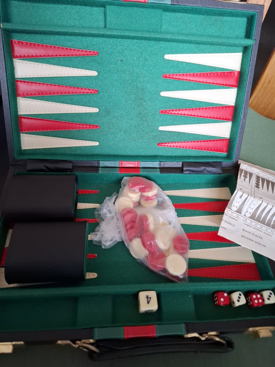 Backgammon reisset compleet in koffertje