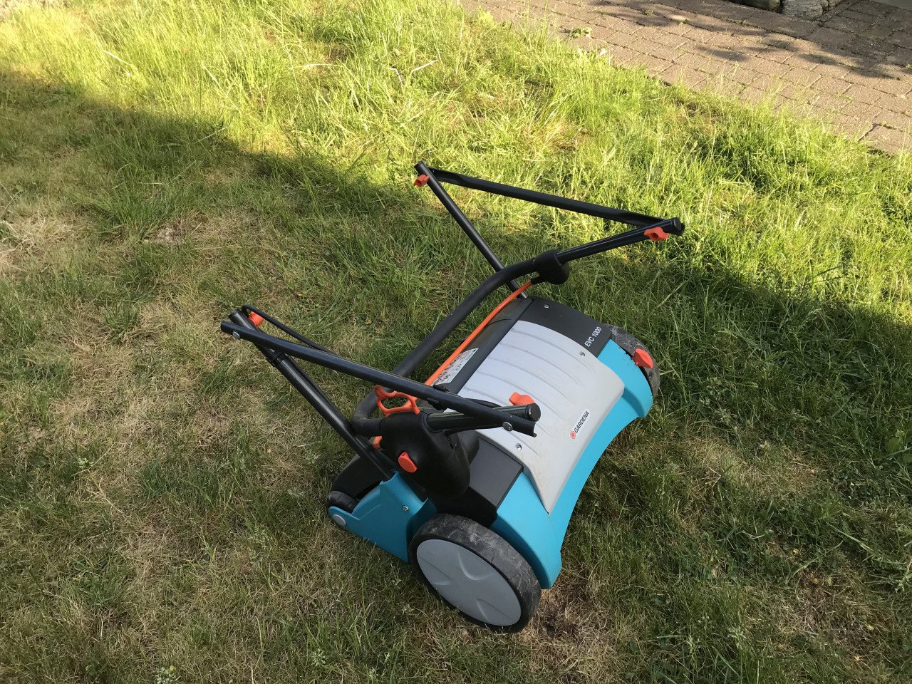Te koop : Verticuteermachine