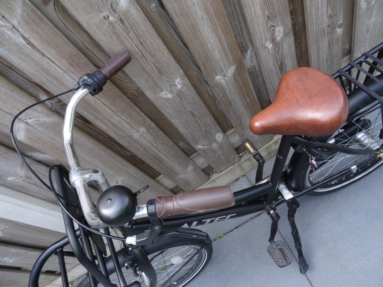 Altec 24 inch meisjesfiets 3 versnellingen