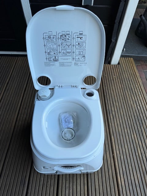 Chemisch toilet voor camping of boot
