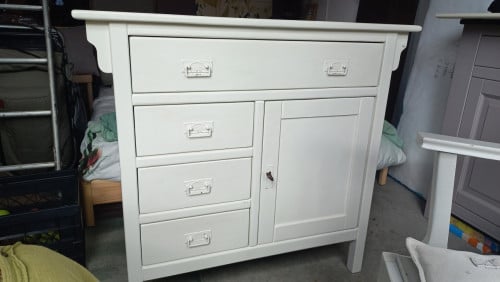 Commode