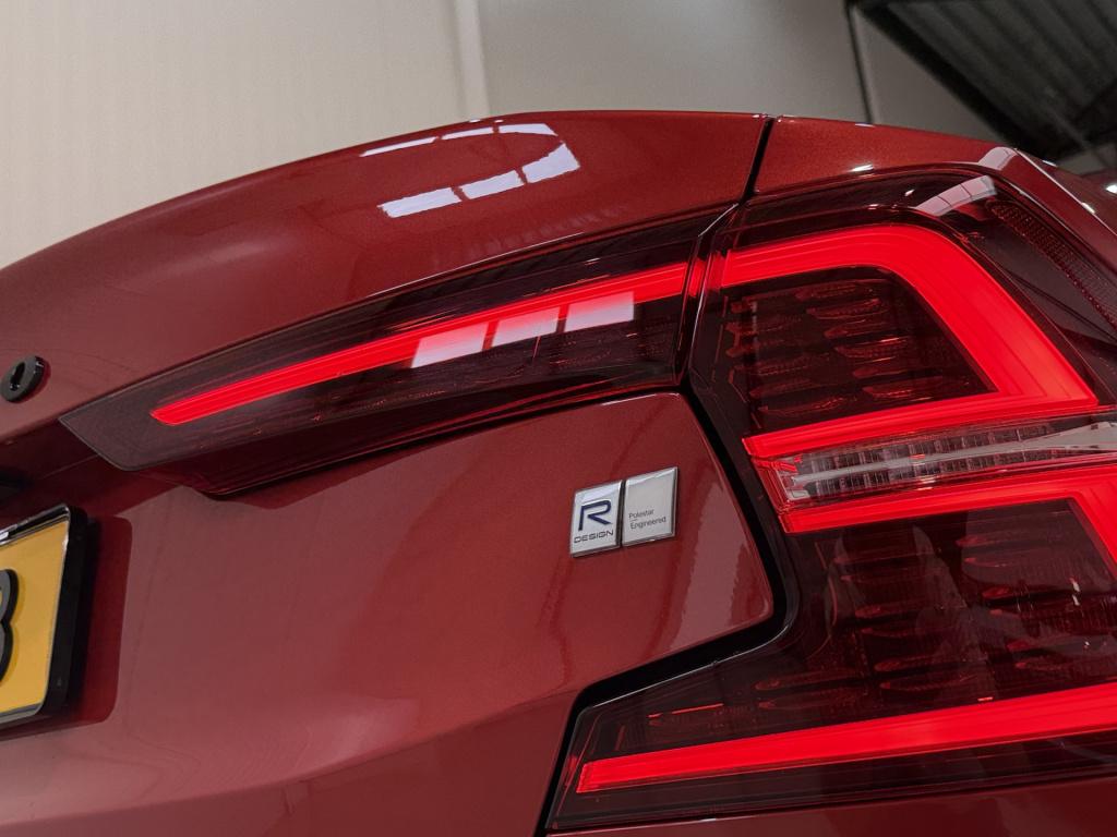 Volvo S60 2.0 t4 r-design 190pk | org. nl | top staat!