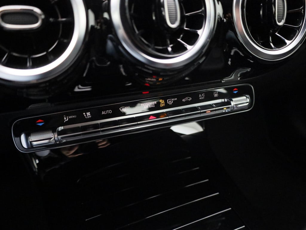 Mercedes-Benz Cla 250 e business line | automaat | lmv | virtual cockpit | 