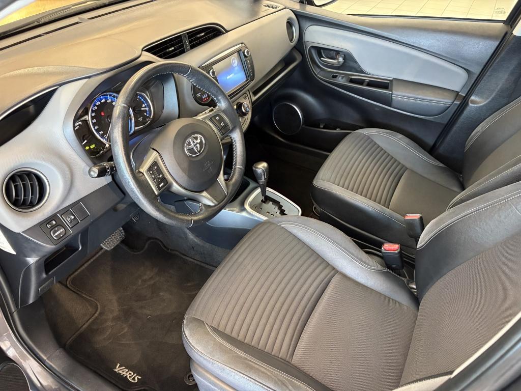 Toyota Yaris 1.5 hybrid dynamic
