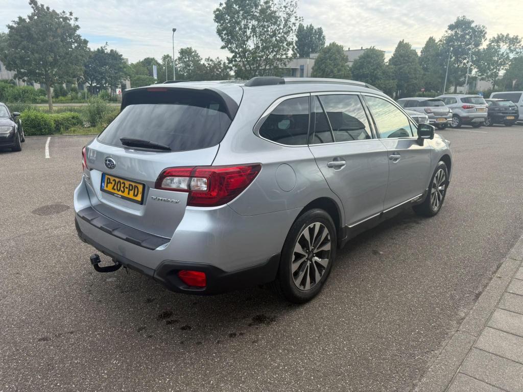 Subaru Outback 2.5i premium