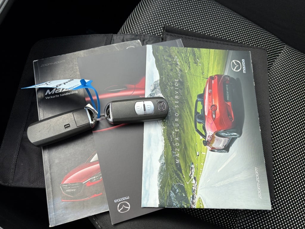 Mazda 2 1.5 skyactiv-g gt-m head-up led 100% dealeronderhouden