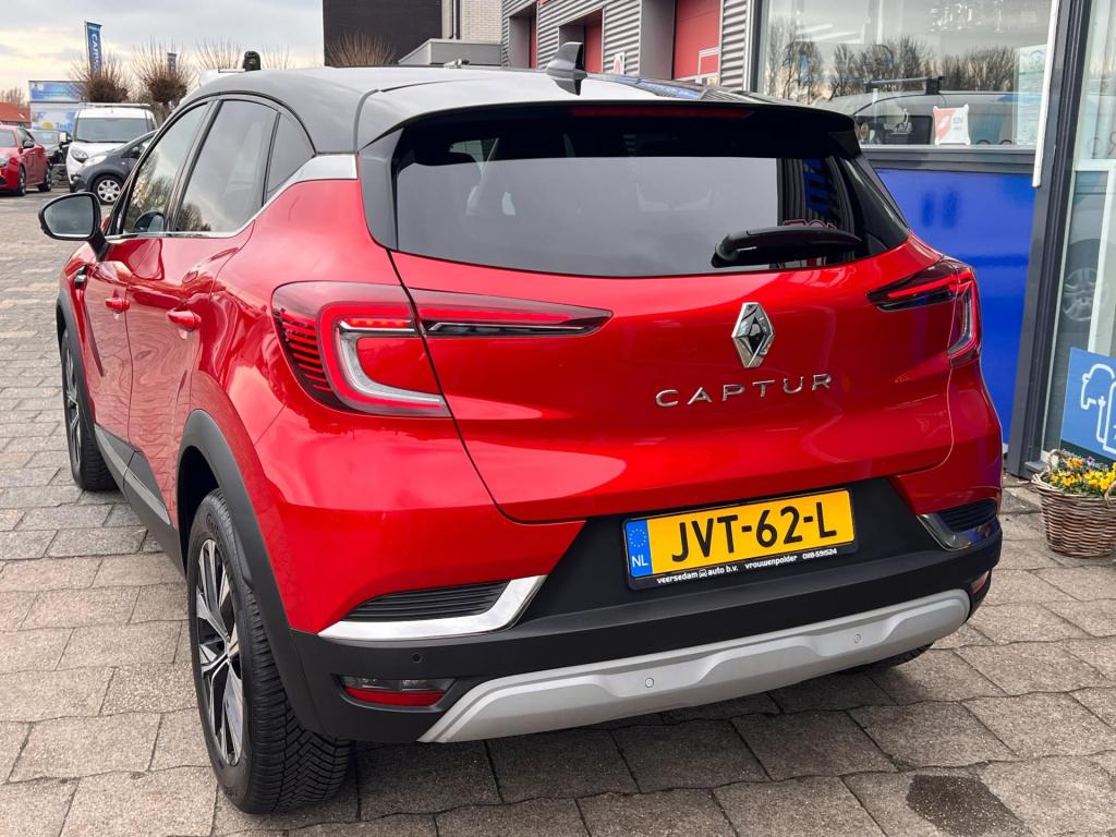 Renault Captur 1.3 tce 140 aut, intens met vele opties, camera, zelf sturen