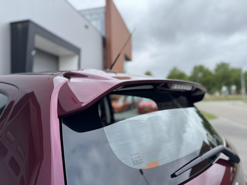 Mitsubishi Space Star 1.2 connect+ | apple carplay/android auto | aircondit