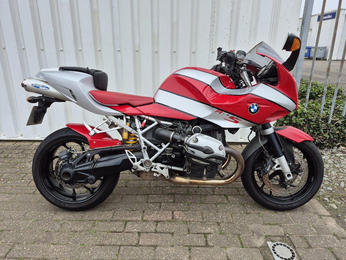 Bmw R1200S uit 2006, hele dikke naked bike!