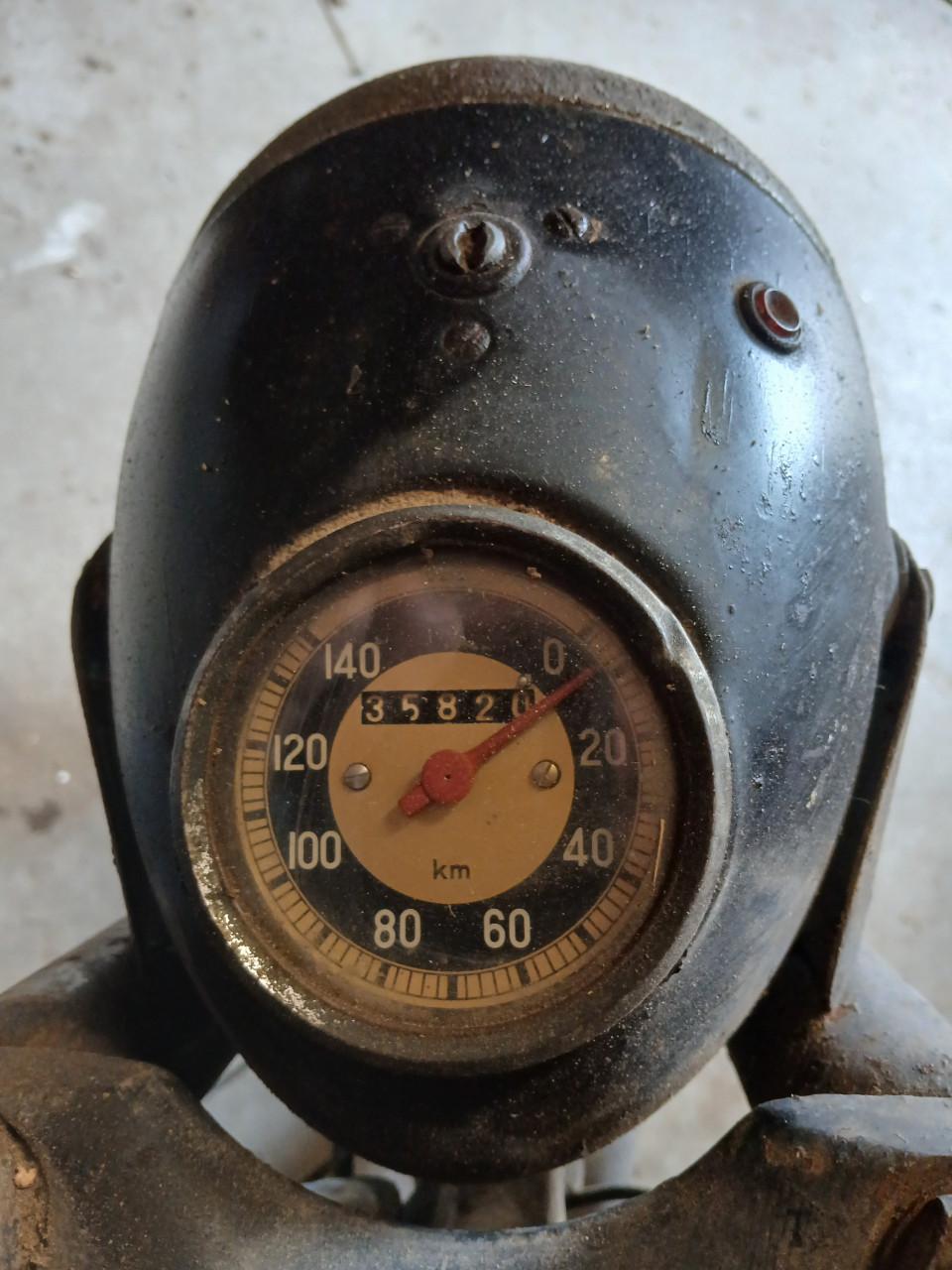 Sparta oldtimer motor met 250cc Victoriablok bjr 1954