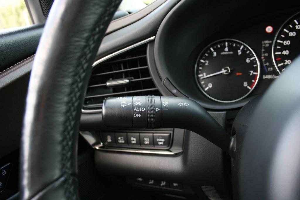 Mazda Cx-30 2.0 e-skyactiv-g m hybrid luxury