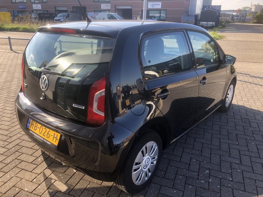 Volkswagen UP! 1.0 move up! bluem.