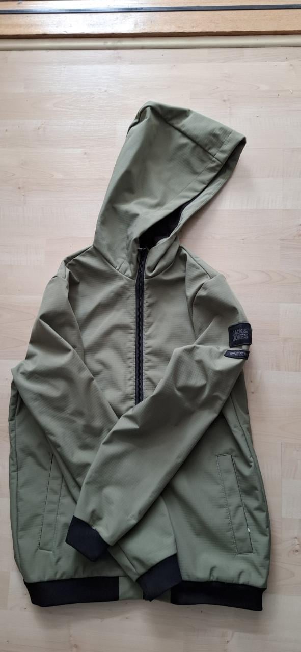 Zomerjas met capuchon