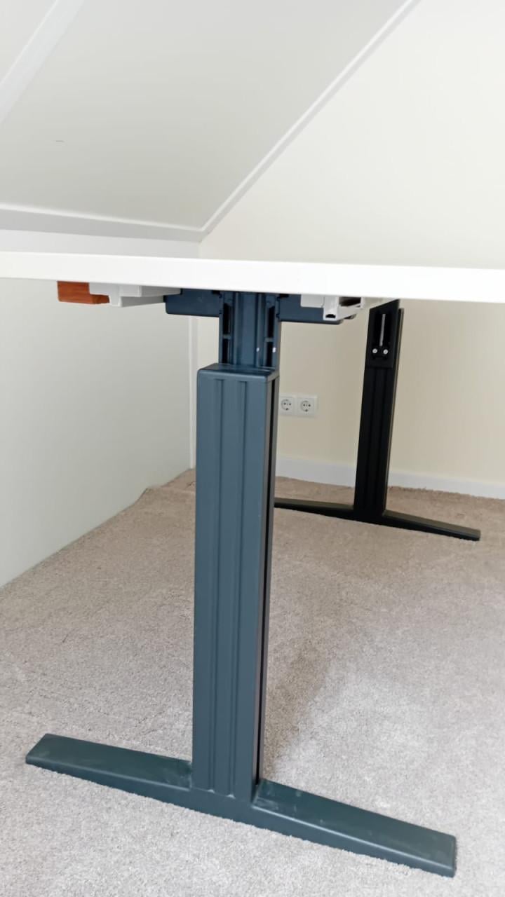 Girsberger bureaustoel met burotafel