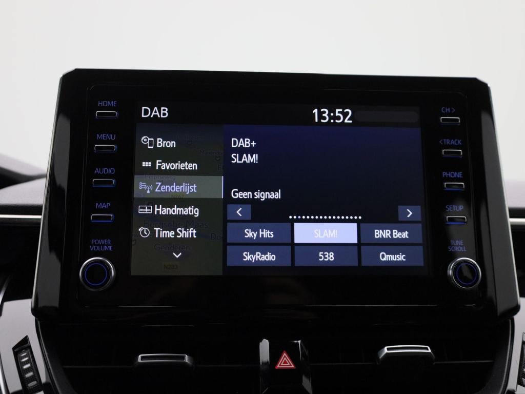 Toyota Corolla Touring Sports 1.8 hybrid business | automaat | navigatie | 