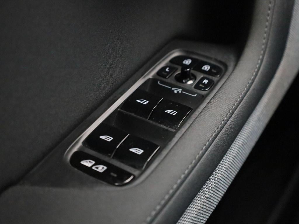 Polestar 2 long range single motor | automaat | panorama dak | virtual cock