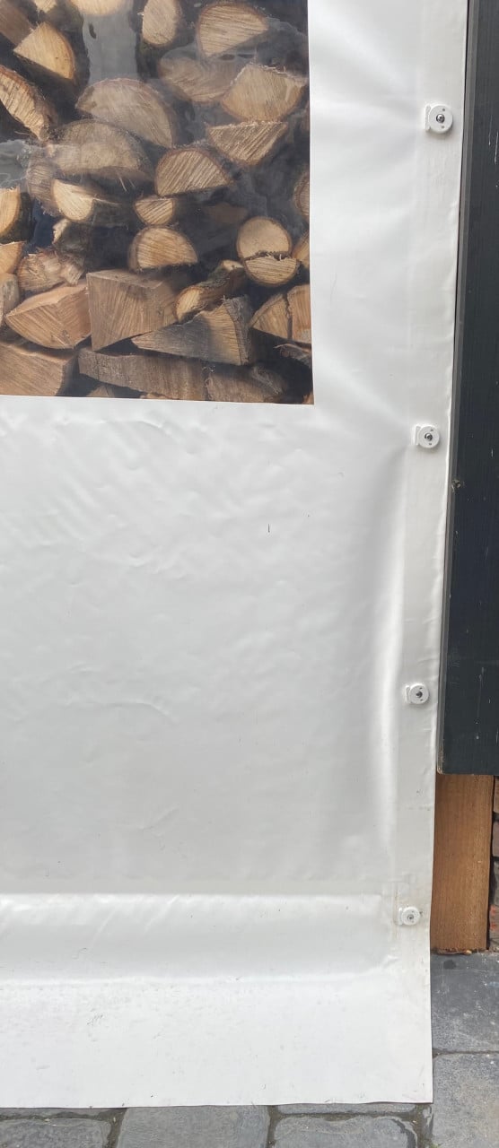 Verandazijwand met raam